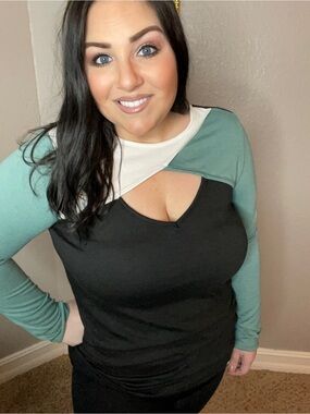 Women's Colorblock Cutout Long-Sleeve Top - Black & Green